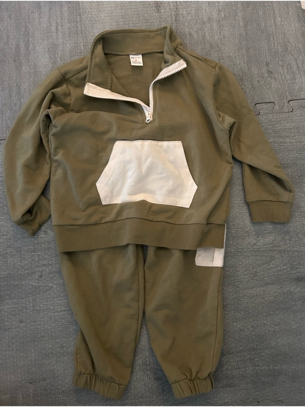 Kids Olive Green Matching Set with Contrast Pocket
